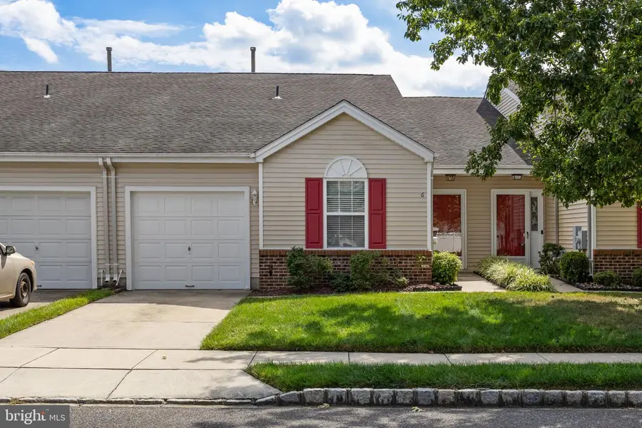 6 Clifford Dr, Mount Laurel, NJ 08054 - #2