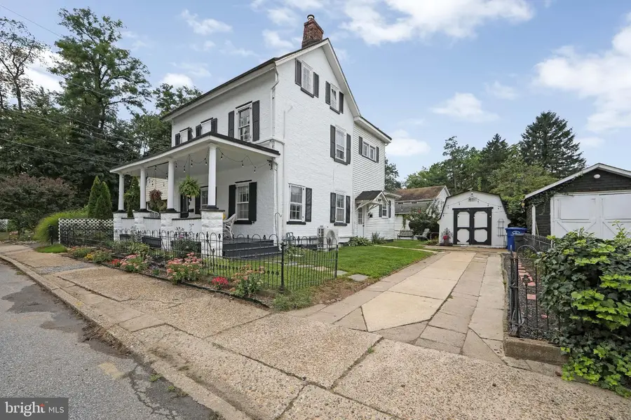 303 Van Sciver St, Beverly, NJ 08010 - #3