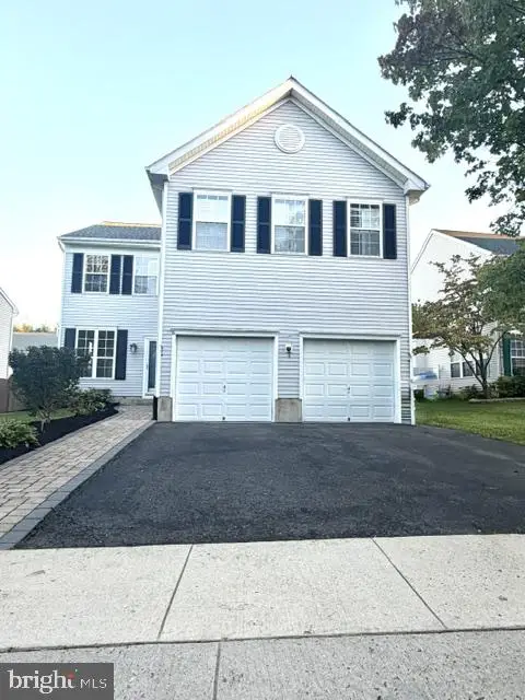 6 Durham Dr, Columbus, NJ 08022 - #3