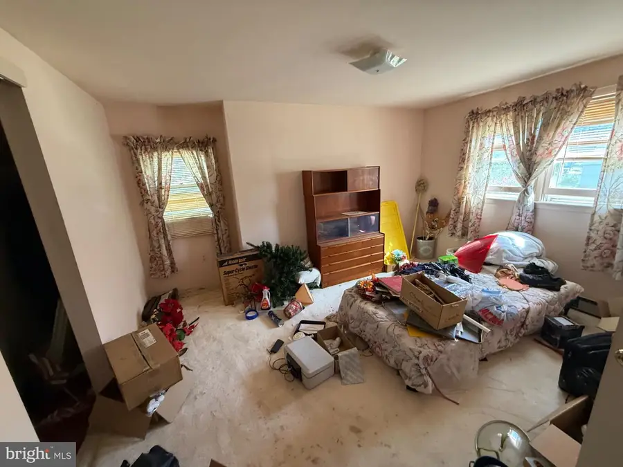 423 Holmes Dr, Burlington, NJ 08016 - #3