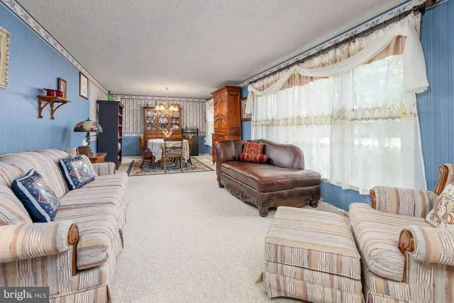 12 N Lakeside Dr W, Medford, NJ 08055 - #3