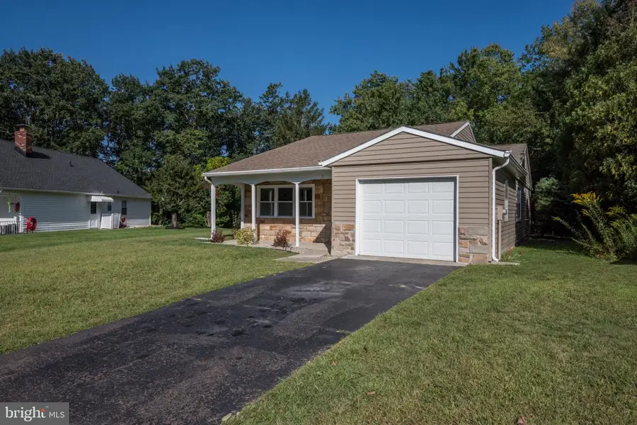 31 Gramercy Pl, Southampton, NJ 08088 - #2