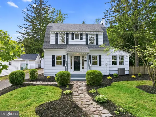 4 2nd St, RIVERTON, NJ 08077