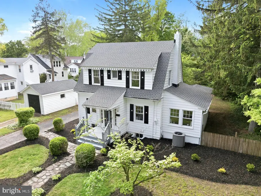 4 2nd St, Riverton, NJ 08077 - #3
