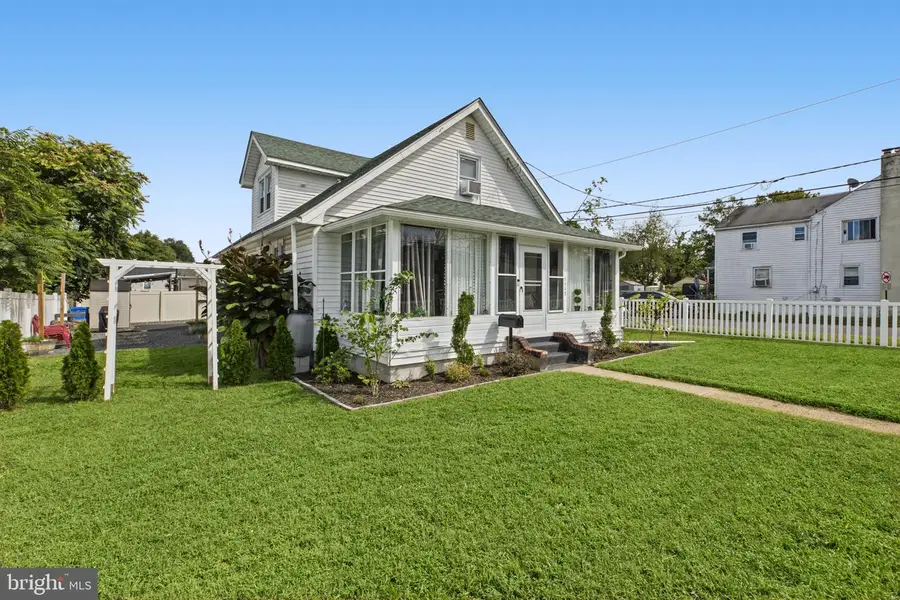 1117 High St, Burlington, NJ 08016 - #3