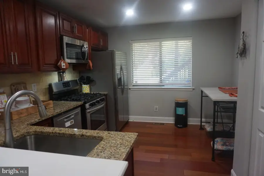 2002 Augusta Cir, Mount Laurel, NJ 08054 - #3