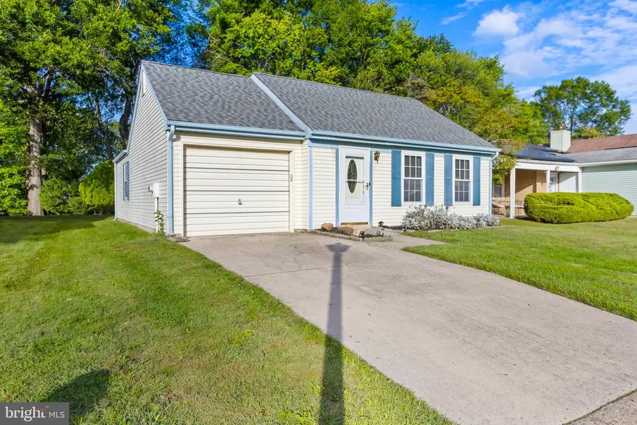 28 Chelsea Pl, Leisuretowne, NJ 08088 - #3