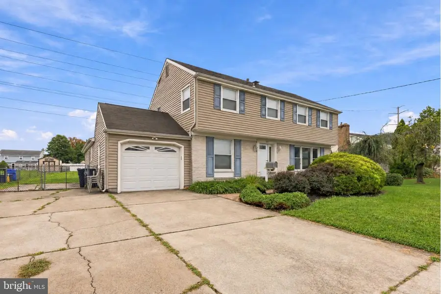 818 Hilltop Rd, Cinnaminson, NJ 08077 - #2