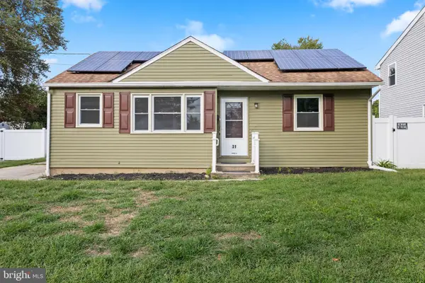 31 Farnsworth Ave, MAPLE SHADE, NJ 08052