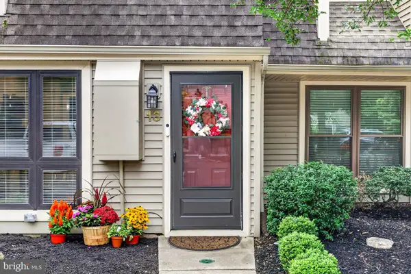 13 Dorset Dr, MARLTON, NJ 08053