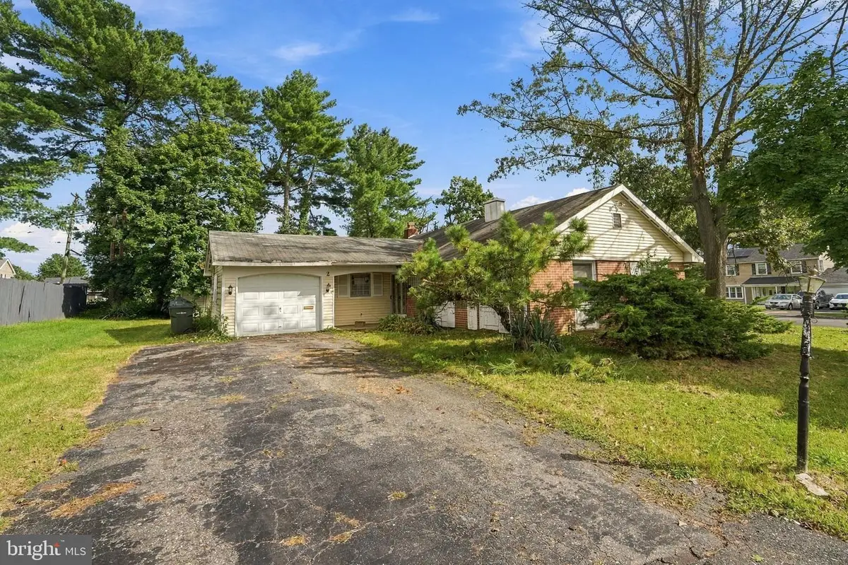 2 Barrington Ln, Willingboro, NJ 08046 - #1