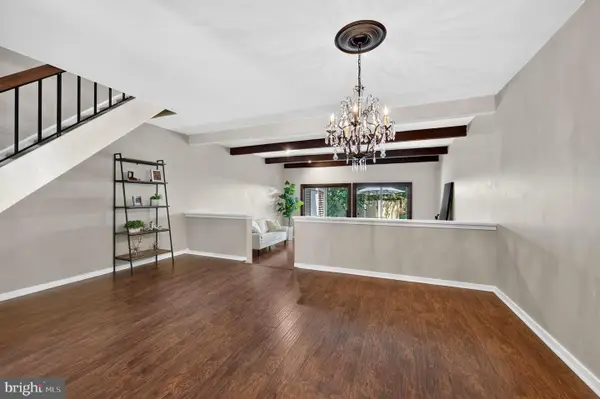 24 Dorset Dr, MARLTON, NJ 08053