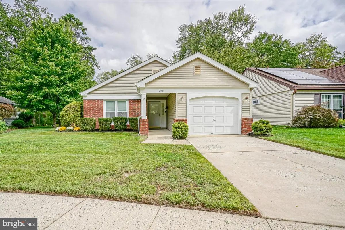 220 N Plymouth Ct, Leisuretowne, NJ 08088 - #1