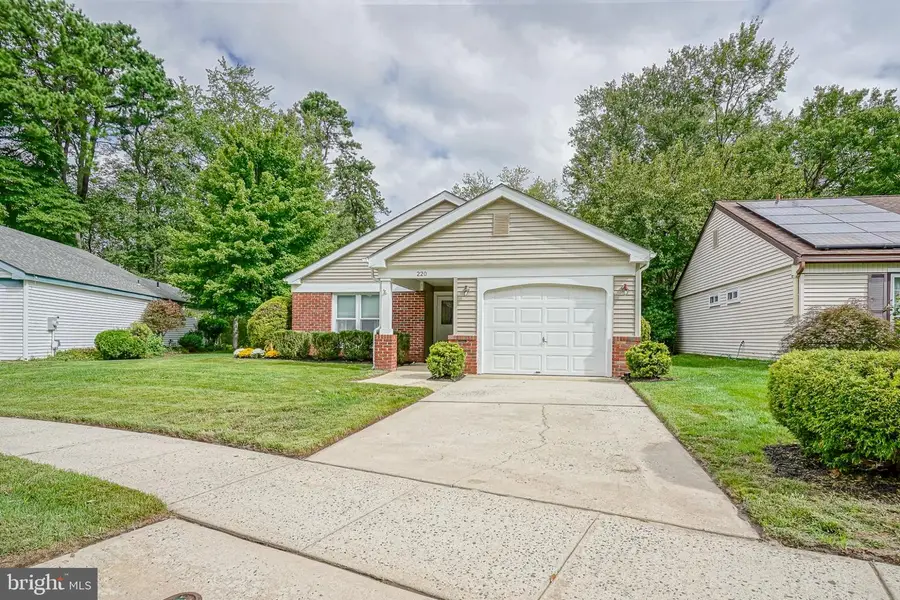 220 N Plymouth Ct, Leisuretowne, NJ 08088 - #3