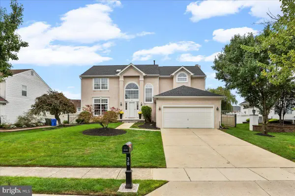 38 Lexington Cir, MARLTON, NJ 08053