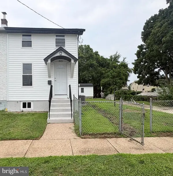 825 W 3rd St, FLORENCE, NJ 08518