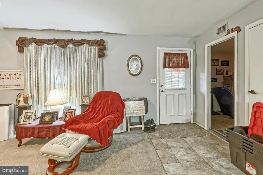 105 Buckingham Dr, Southampton, NJ 08088 - #3
