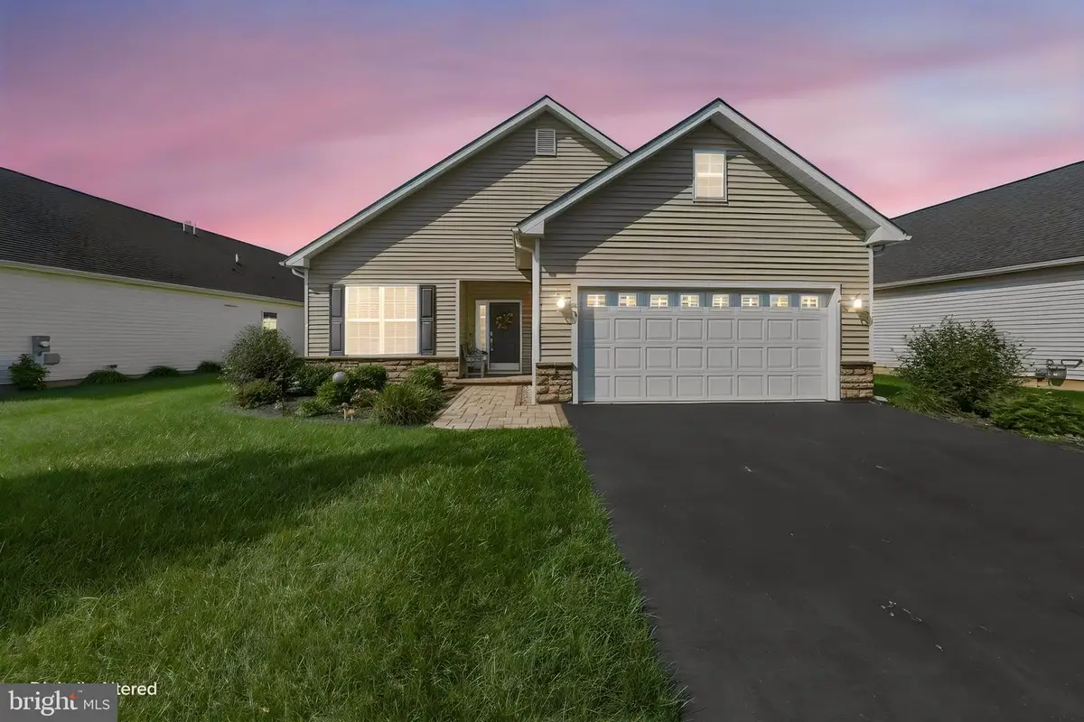 40 Boardwalk Dr, Eastampton, NJ 08060 - #1