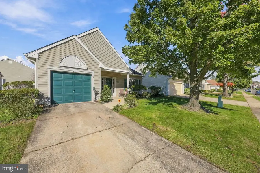 29 Lantern Ln, Columbus, NJ 08022 - #2