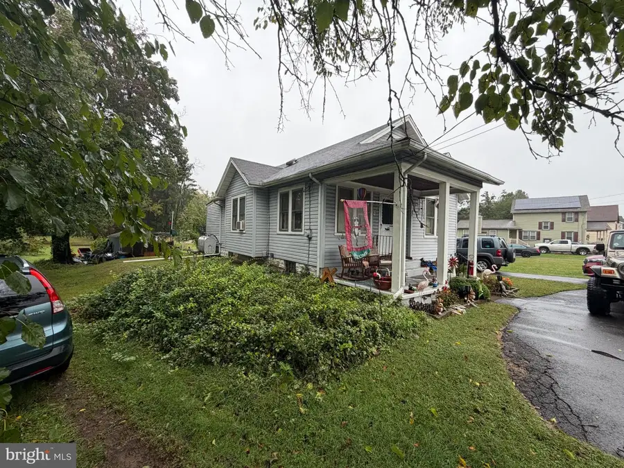 2012 Beverly Rd, Burlington, NJ 08016 - #2