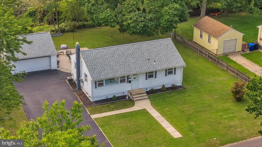 130 Fairfax Dr, Cinnaminson, NJ 08077 - #1