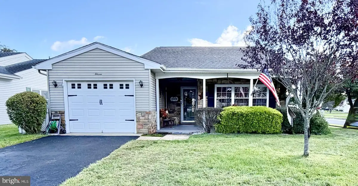 11 Chesterfield Ct, Southampton, NJ 08088 - #1