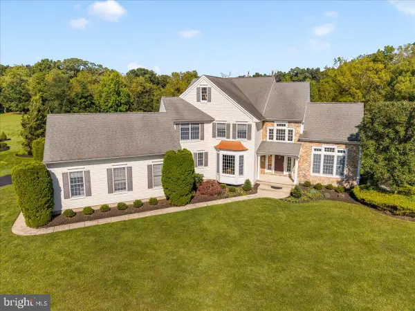18 Sunflower Cir, LUMBERTON, NJ 08048