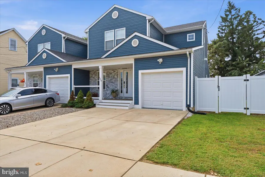 130 Kossuth St, Riverside, NJ 08075 - #3