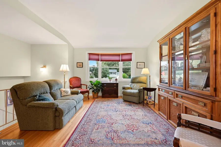 120 Woodview Ln, Cinnaminson, NJ 08077 - #3