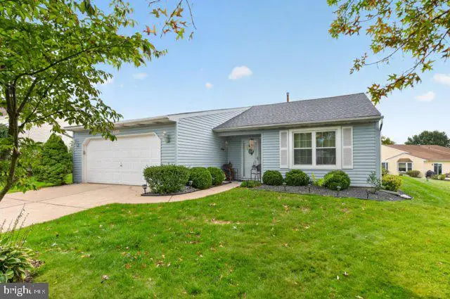 315 Wagon Wheel Cir, Columbus, NJ 08022 - #2