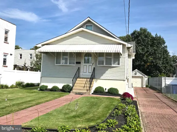 115 N Forklanding Rd, MAPLE SHADE, NJ 08052