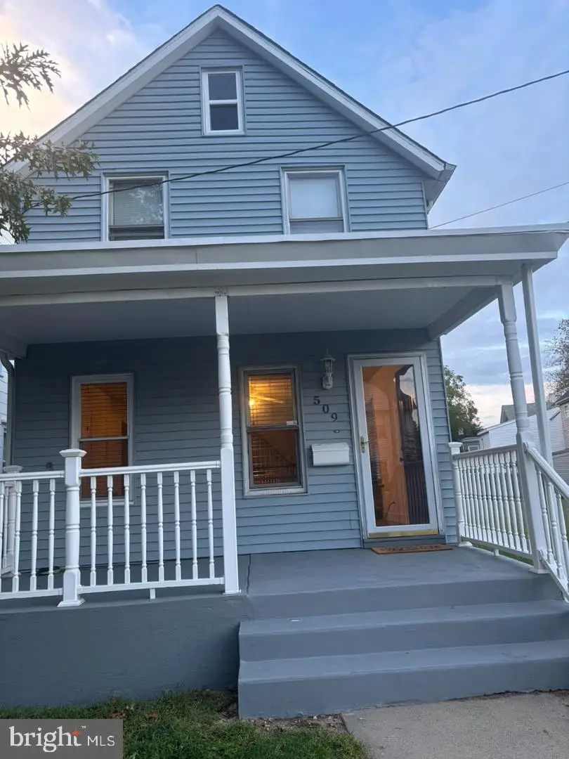 509 Warren St, Beverly, NJ 08010 - #1