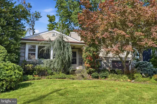 201 Lilac Ln, CINNAMINSON, NJ 08077