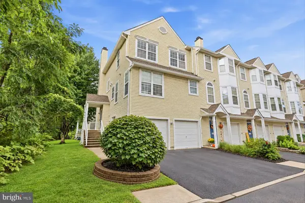 9206 Wrensong Ct, PALMYRA, NJ 08065
