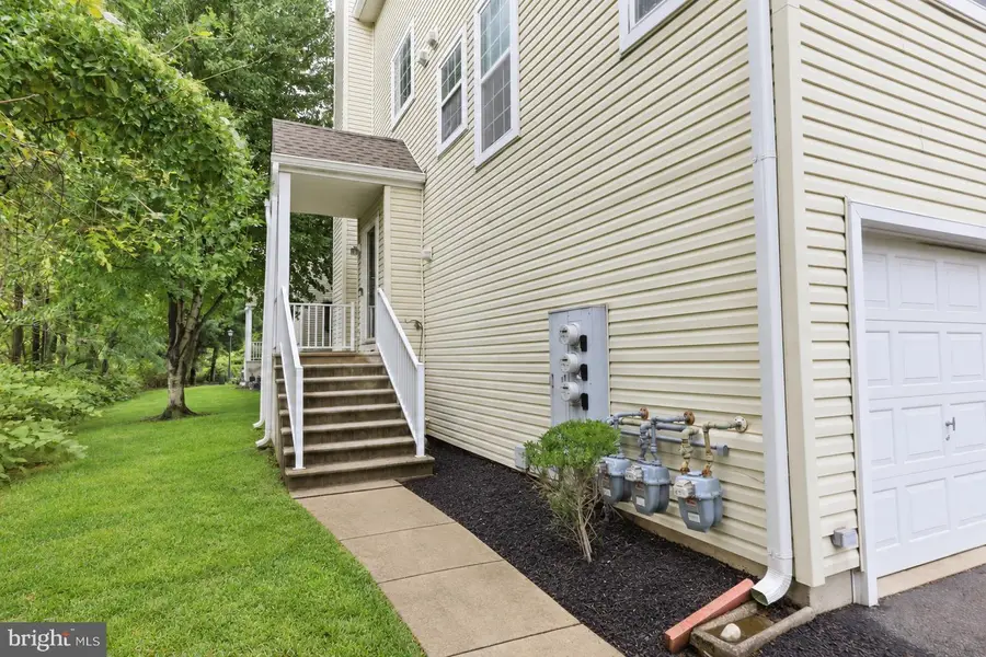 9206 Wrensong Ct, Palmyra, NJ 08065 - #3