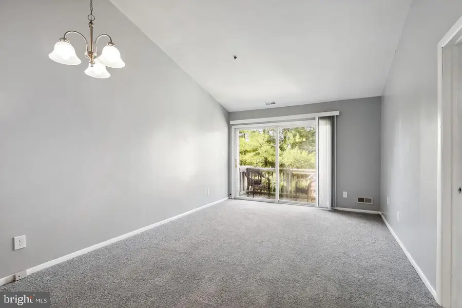 20 Foxglove Dr, Delran, NJ 08075 - #3