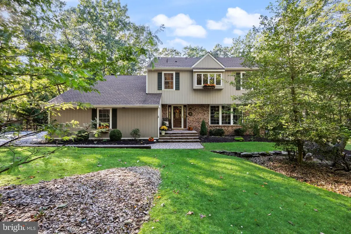 16 Corsham Dr, Medford, NJ 08055 - #1