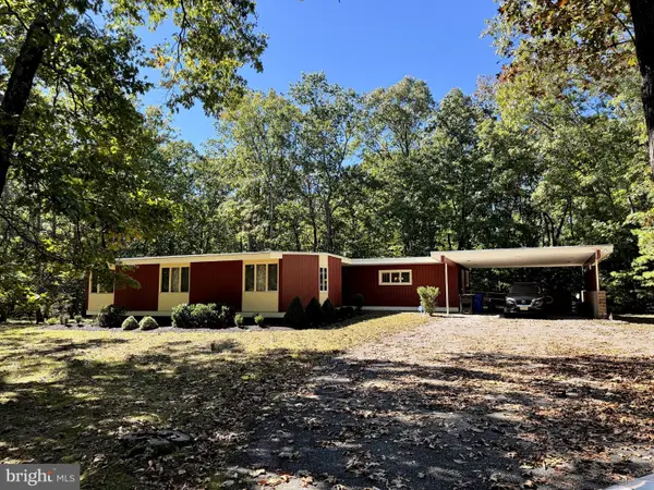 1372 Stokes Rd, MEDFORD, NJ 08055