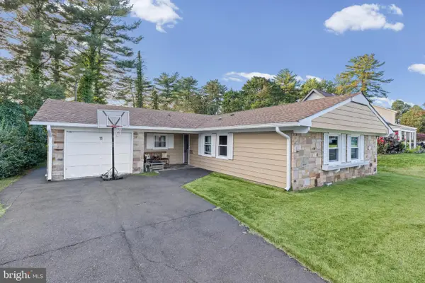 11 Hasting Ln, WILLINGBORO, NJ 08046