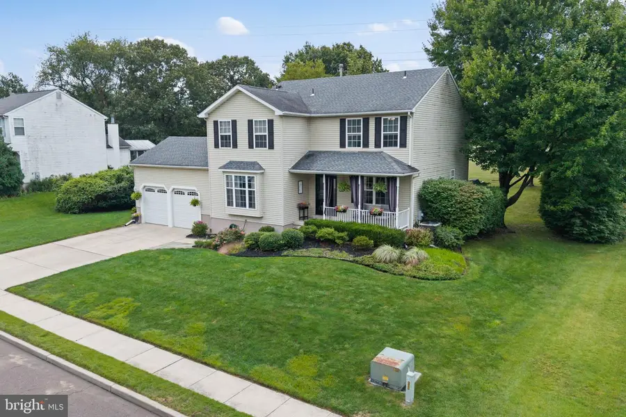 9 Autumn Ln, Burlington, NJ 08016 - #3