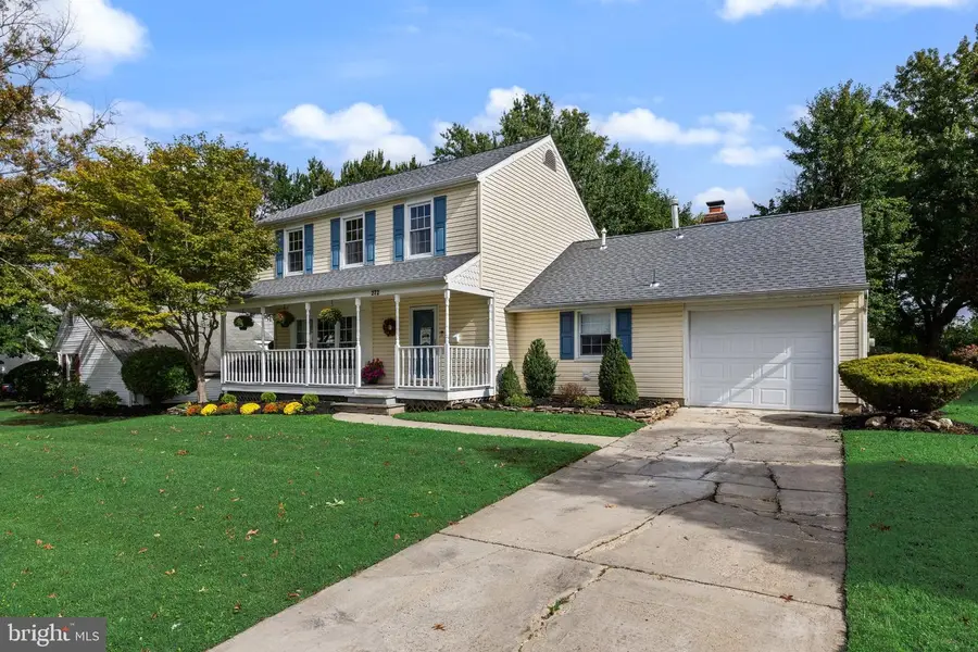 272 Burning Tree Rd, Delran, NJ 08075 - #3