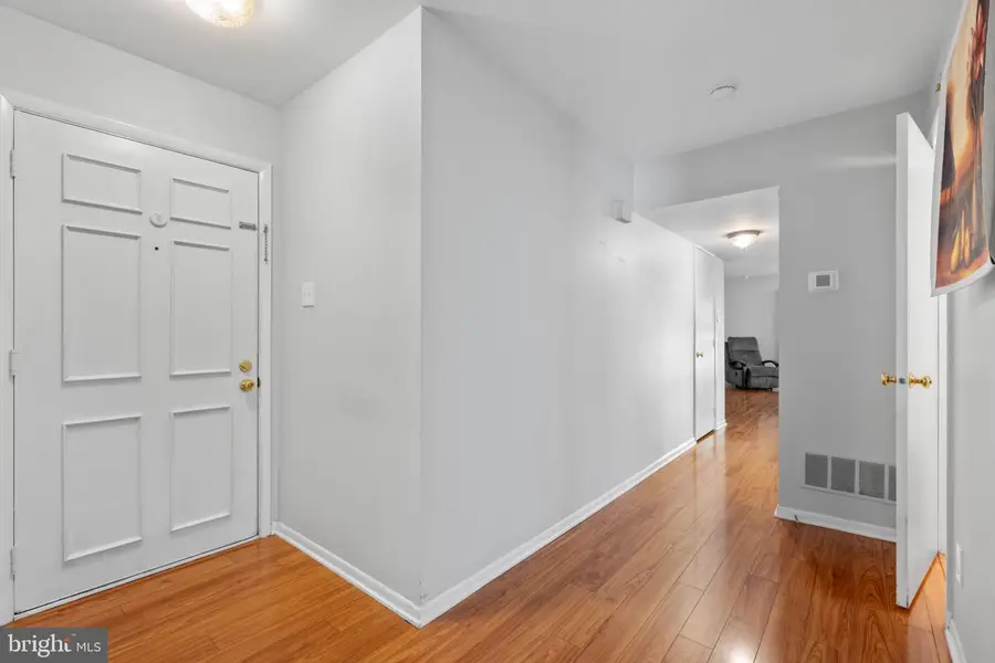207 Kelly Cv, Mount Laurel, NJ 08054 - #3