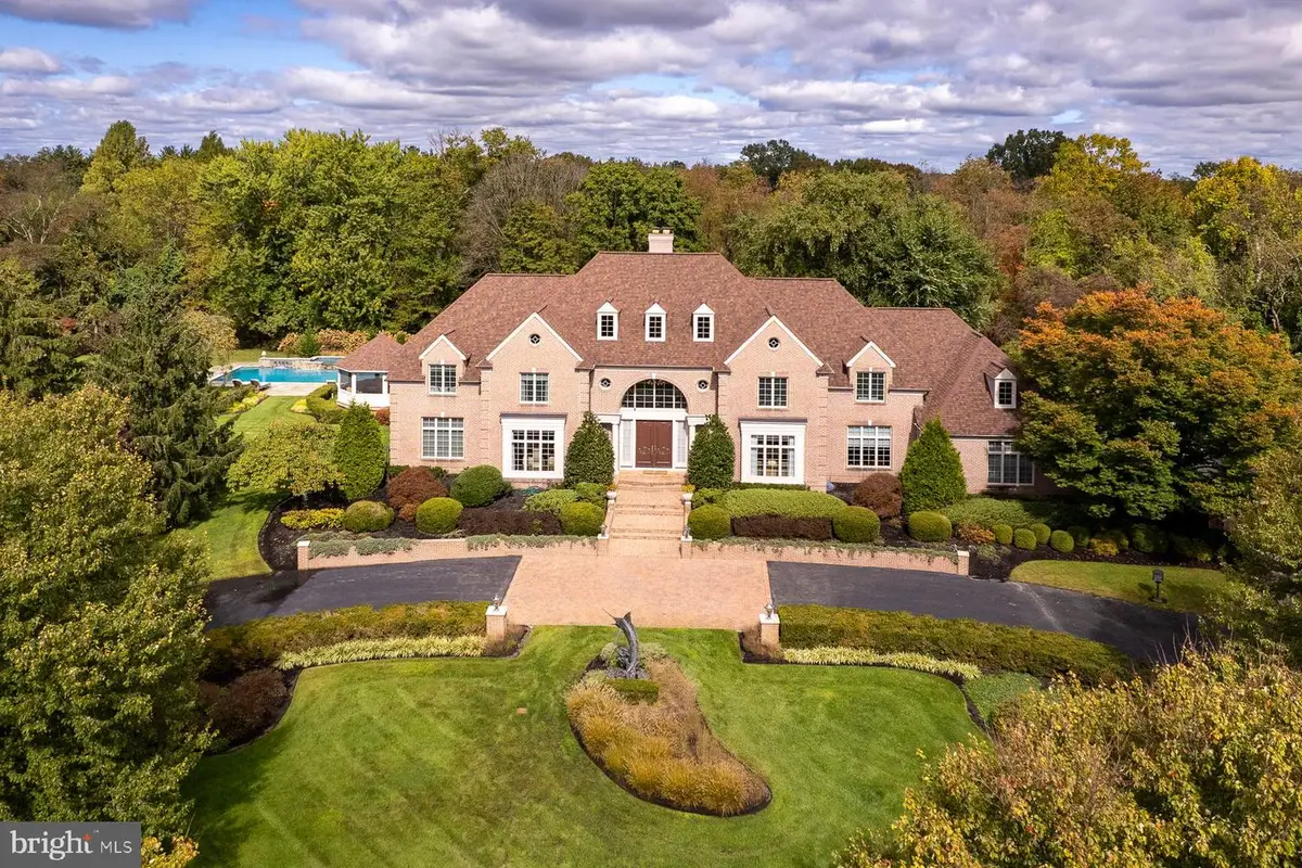 405 Pond View Dr, Moorestown, NJ 08057 - #1