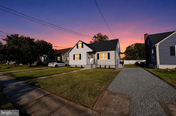 60 N Chester Ave, RIVERSIDE, NJ 08075