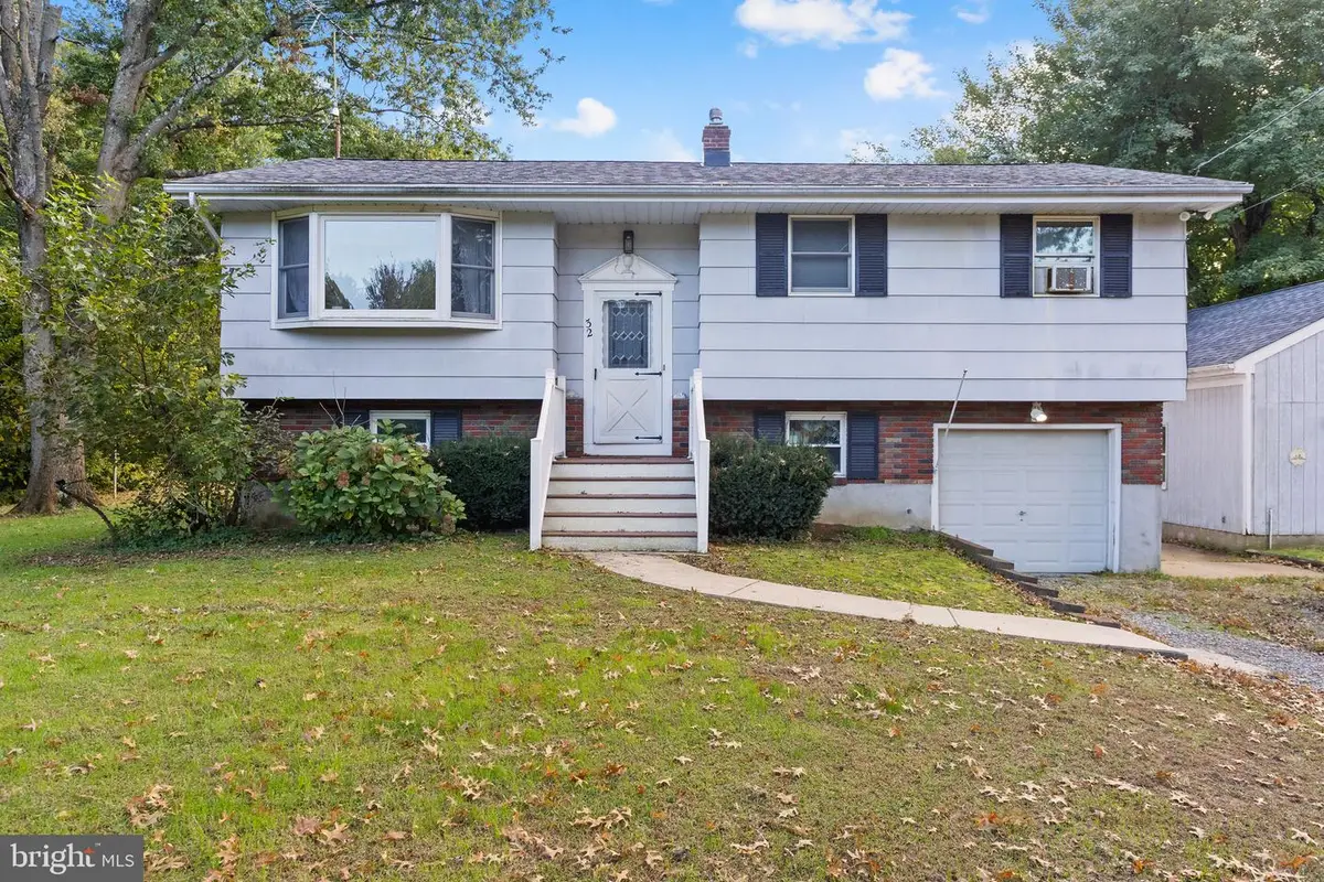 32 Highbridge Rd, Bordentown, NJ 08620 - #1