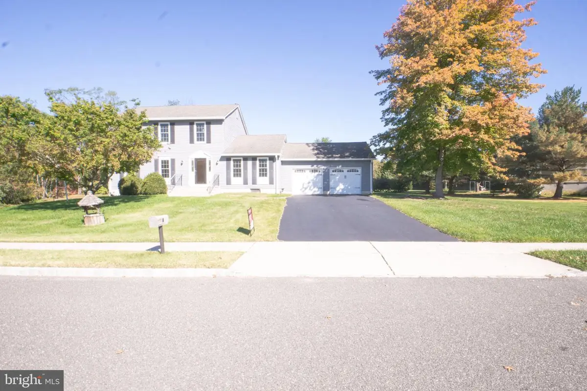 4 Laburnum Close, Cookstown, NJ 08511 - #1