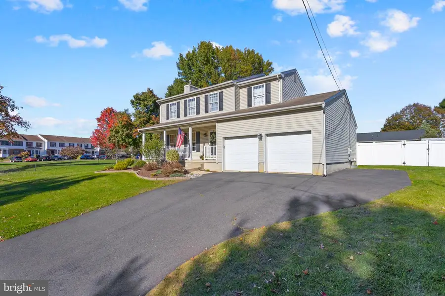 31 W Constitution Dr, Bordentown, NJ 08505 - #3