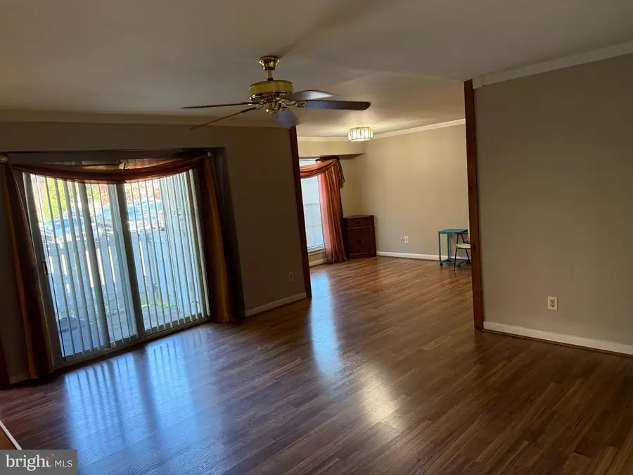 275 Green St #4e1, Edgewater Park, NJ 08010 - #3