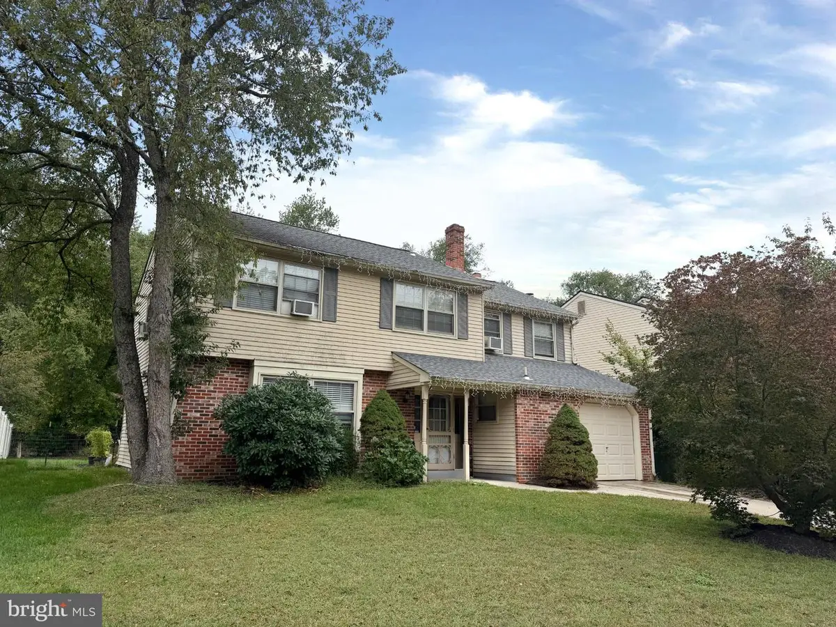 54 Lakeside Dr, Marlton, NJ 08053 - #1