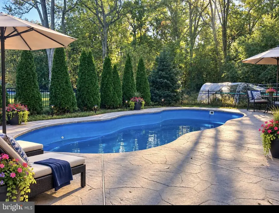 156 Memorial Ln, Mount Laurel, NJ 08054 - #2